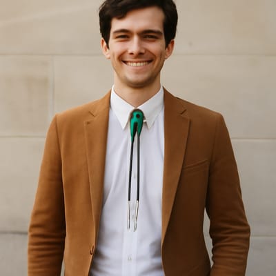 What does a bolo tie symbolize (and how should you wear it respectfully)?